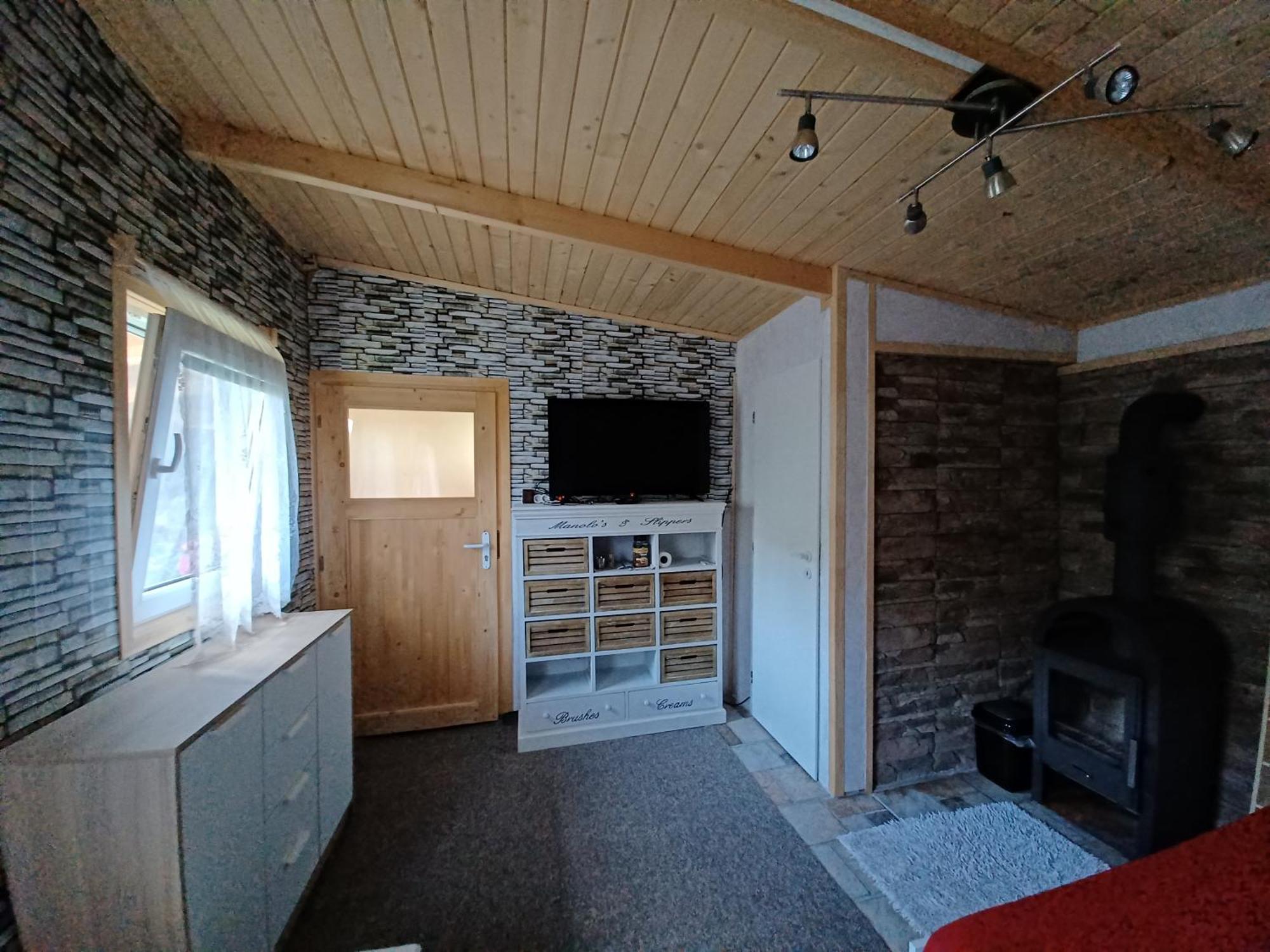 Apartman Navrchu Brezno Rom bilde